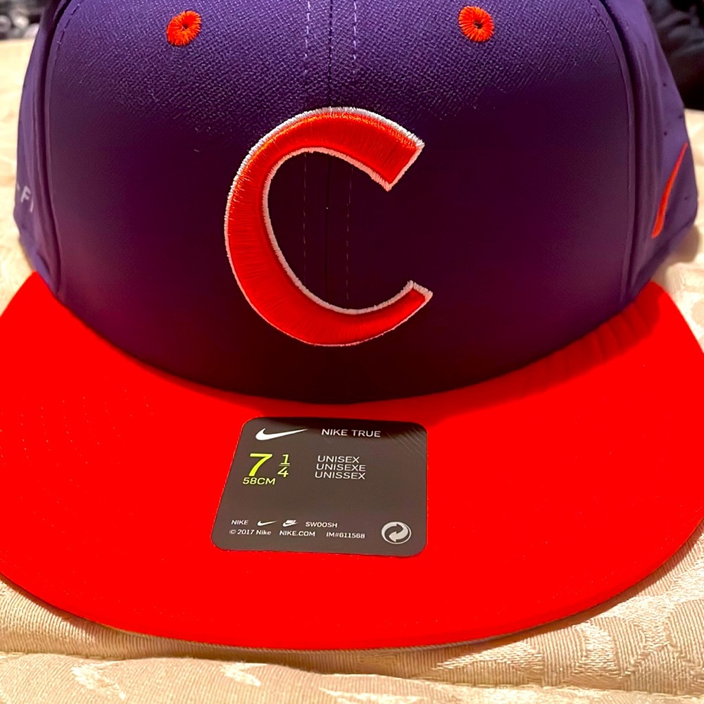 NWT Nike Aerobill (flatbill) Clemson fitted cap. Size 7 1/4